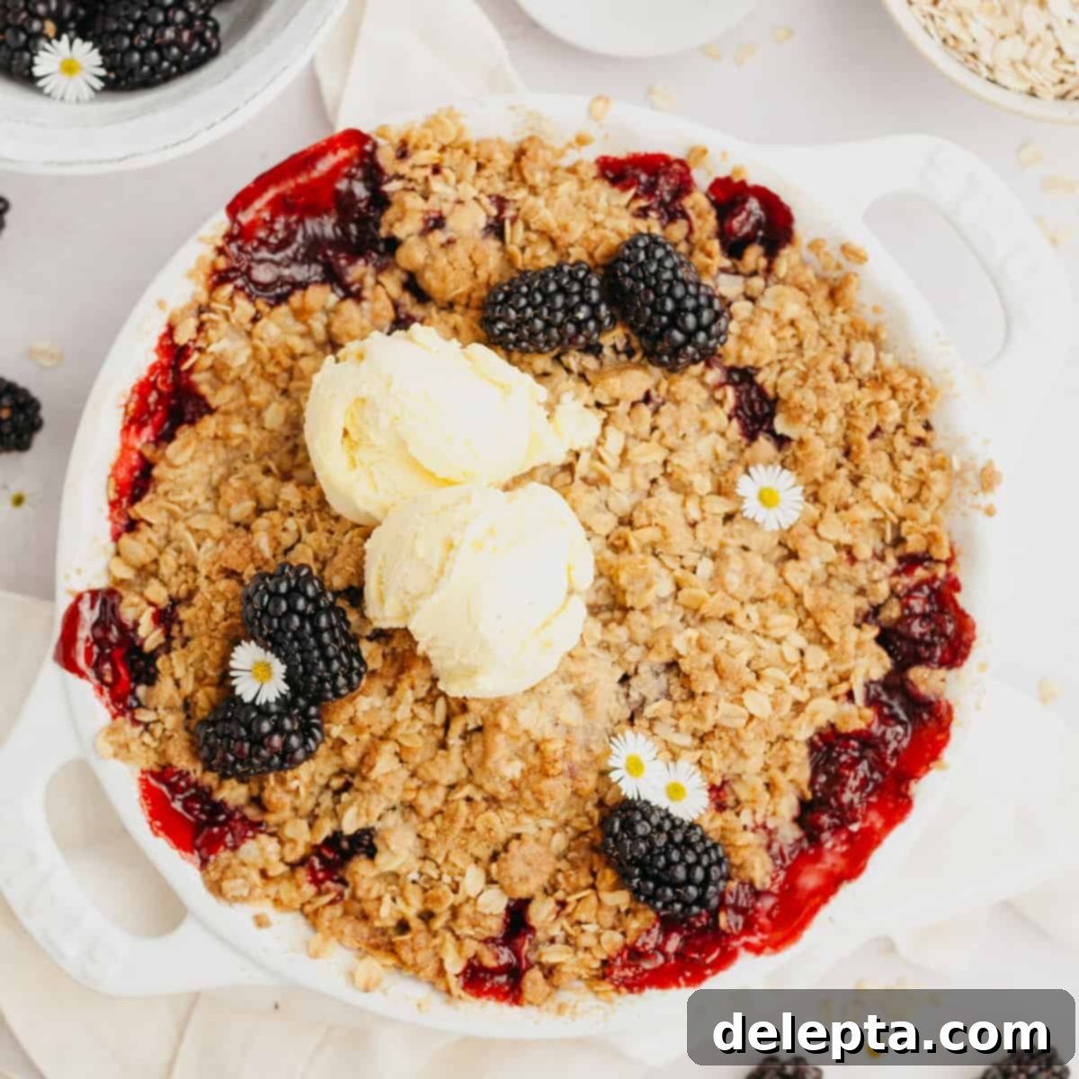 Golden Apple and Blackberry Crumble 1 featured 11487