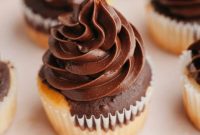 Effortless Whipped Ganache for Bakery-Worthy Cakes