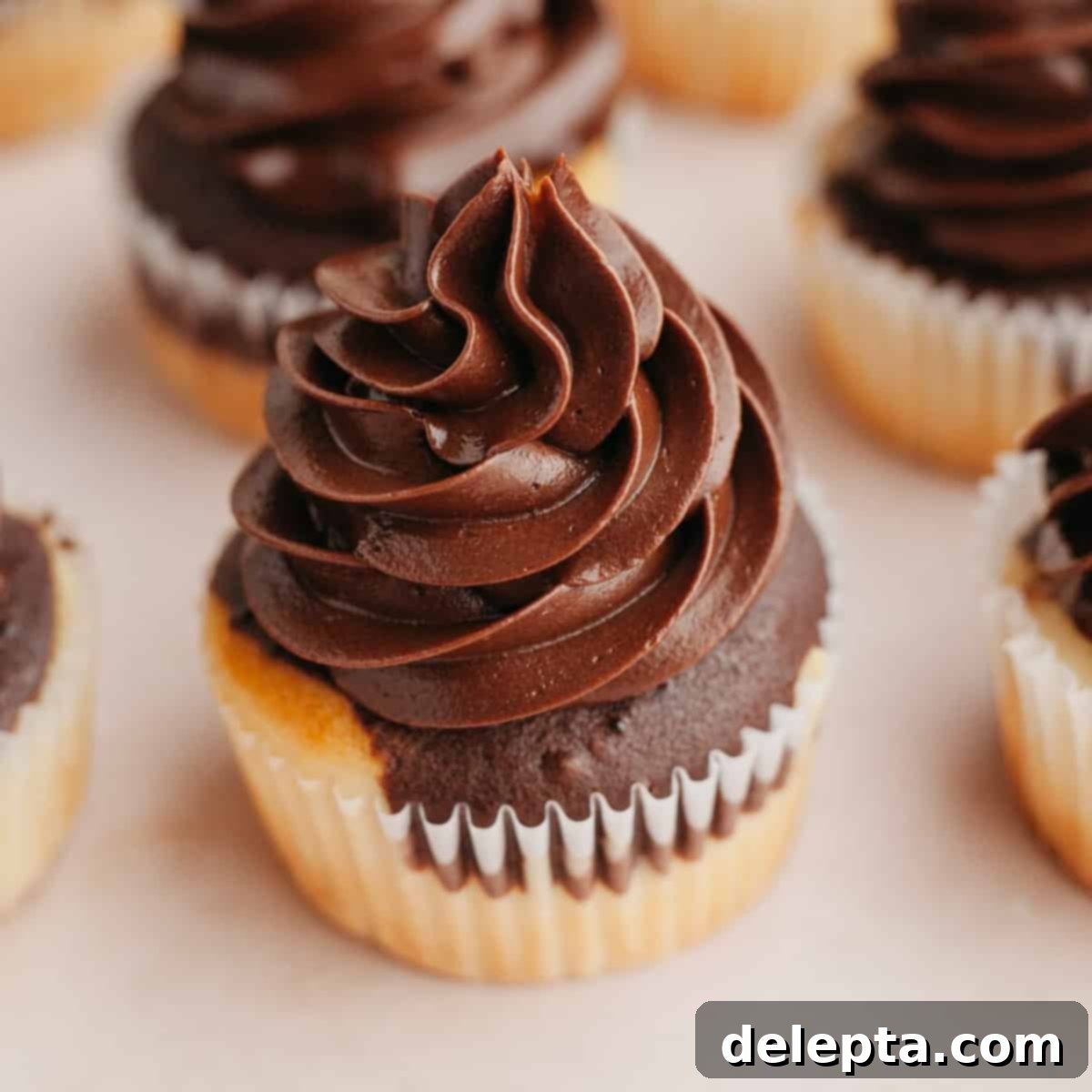 Effortless Whipped Ganache for Bakery-Worthy Cakes 1 featured 11983