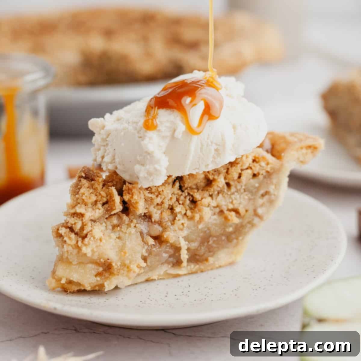 Rustic Oat Topped Apple Pie 1 featured 12624