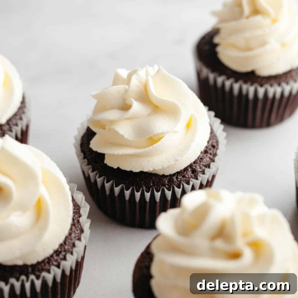 Perfect Butter-Free Cream Cheese Frosting in Minutes 1 featured 16128