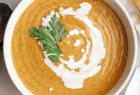 Velvety Roasted Butternut Cauliflower Soup