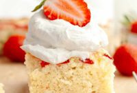 Simple One-Bowl Strawberry Snack Cake