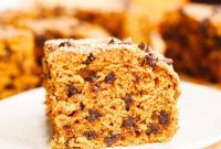 Easy One-Bowl Chocolate Chip Pumpkin Cake