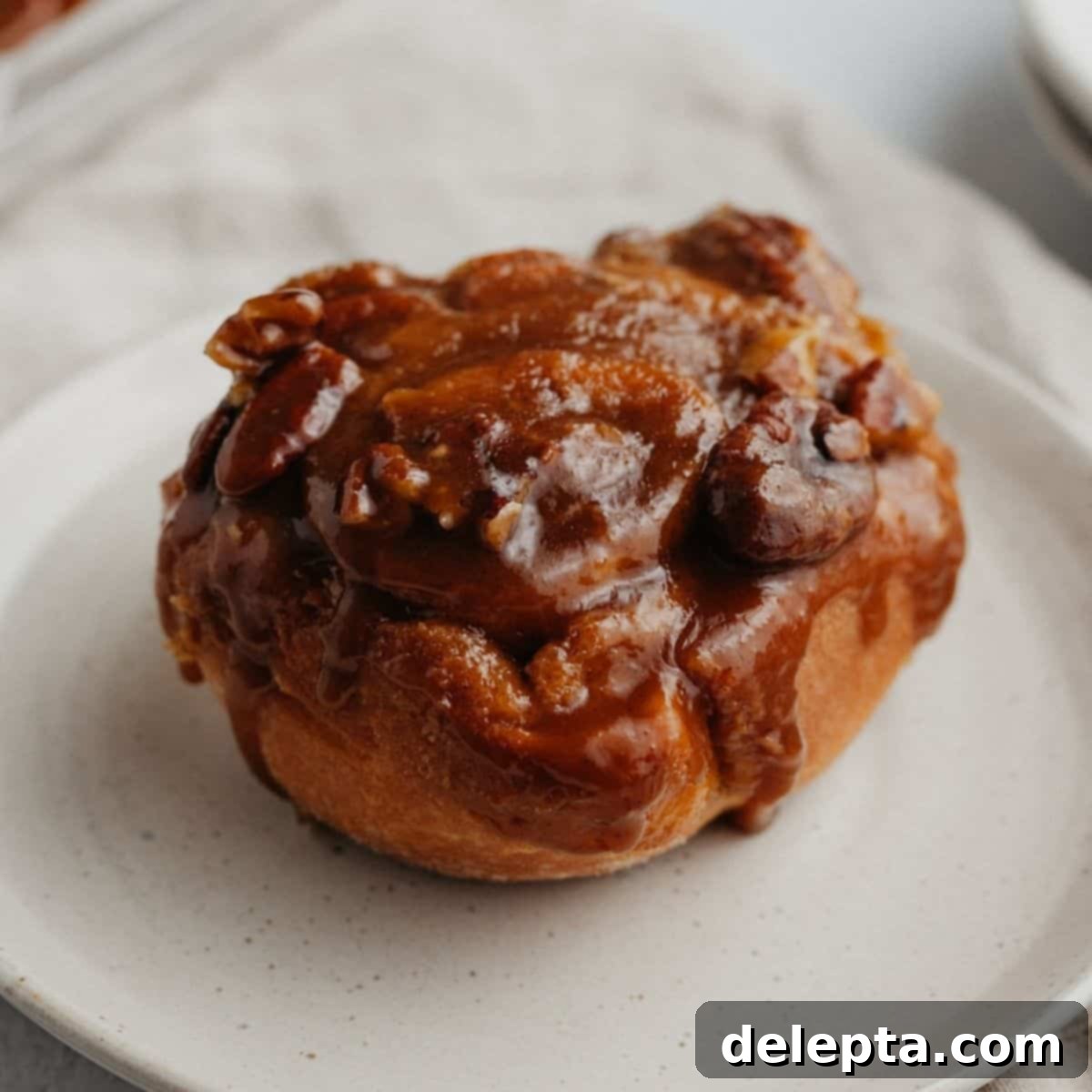 Decadent Pecan Caramel Rolls 1 featured 4193