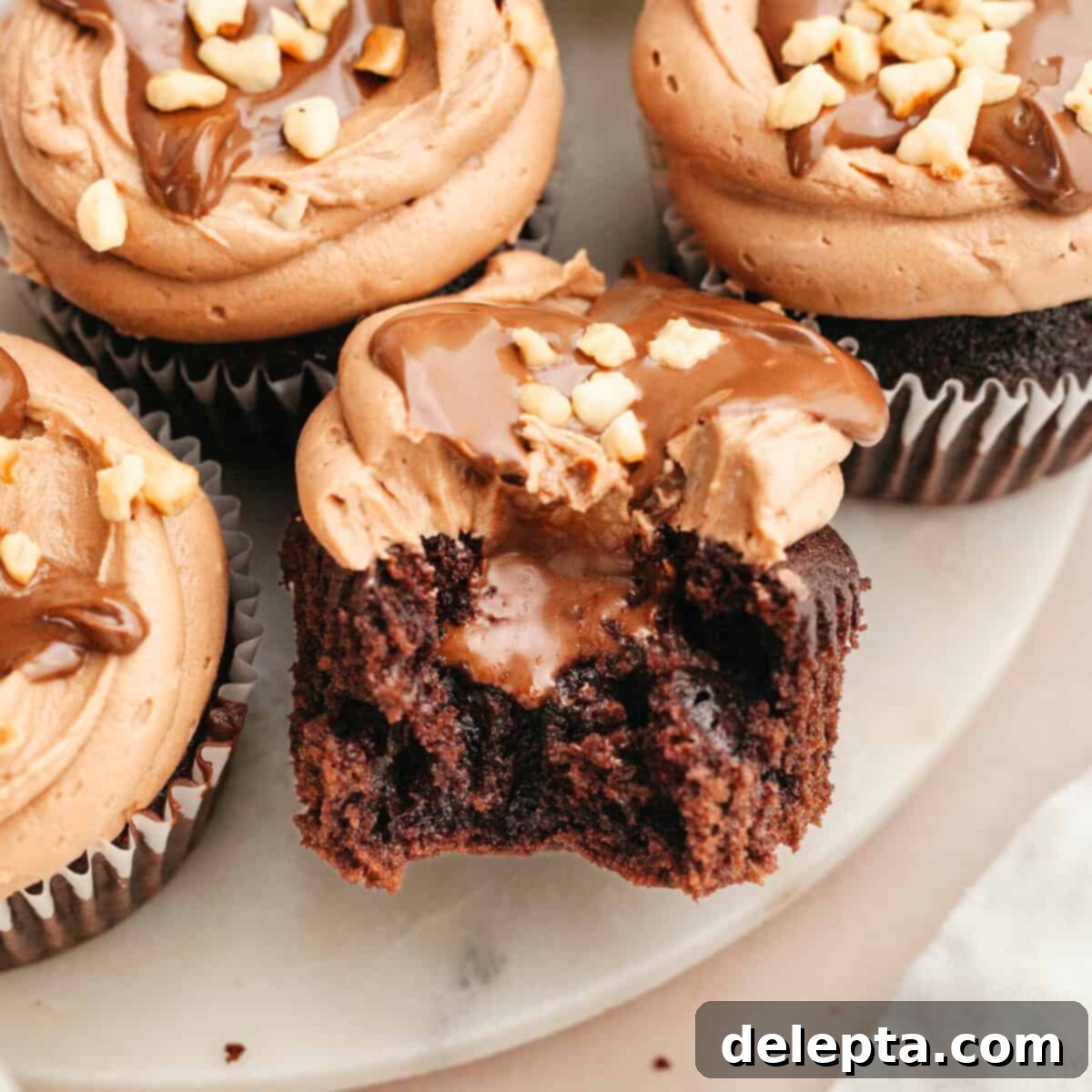 Quick Nutella-Stuffed Cupcakes 1 featured 4374