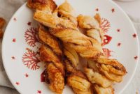 Flaky Cinnamon Twists