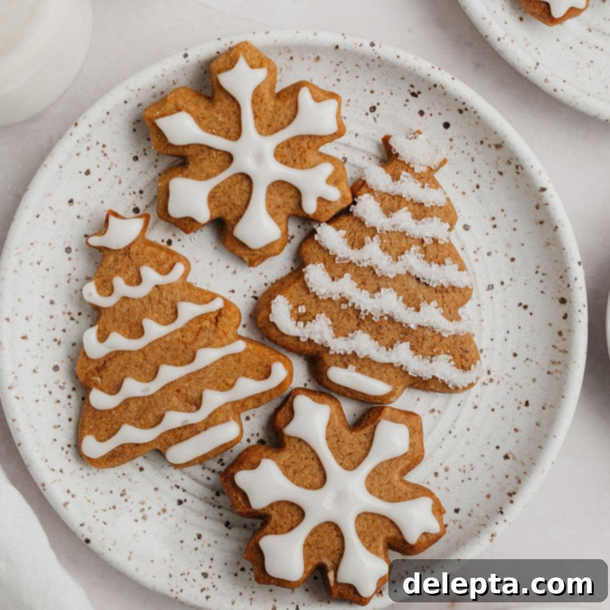 Bright Gingerbread Cookies 1 featured 4916