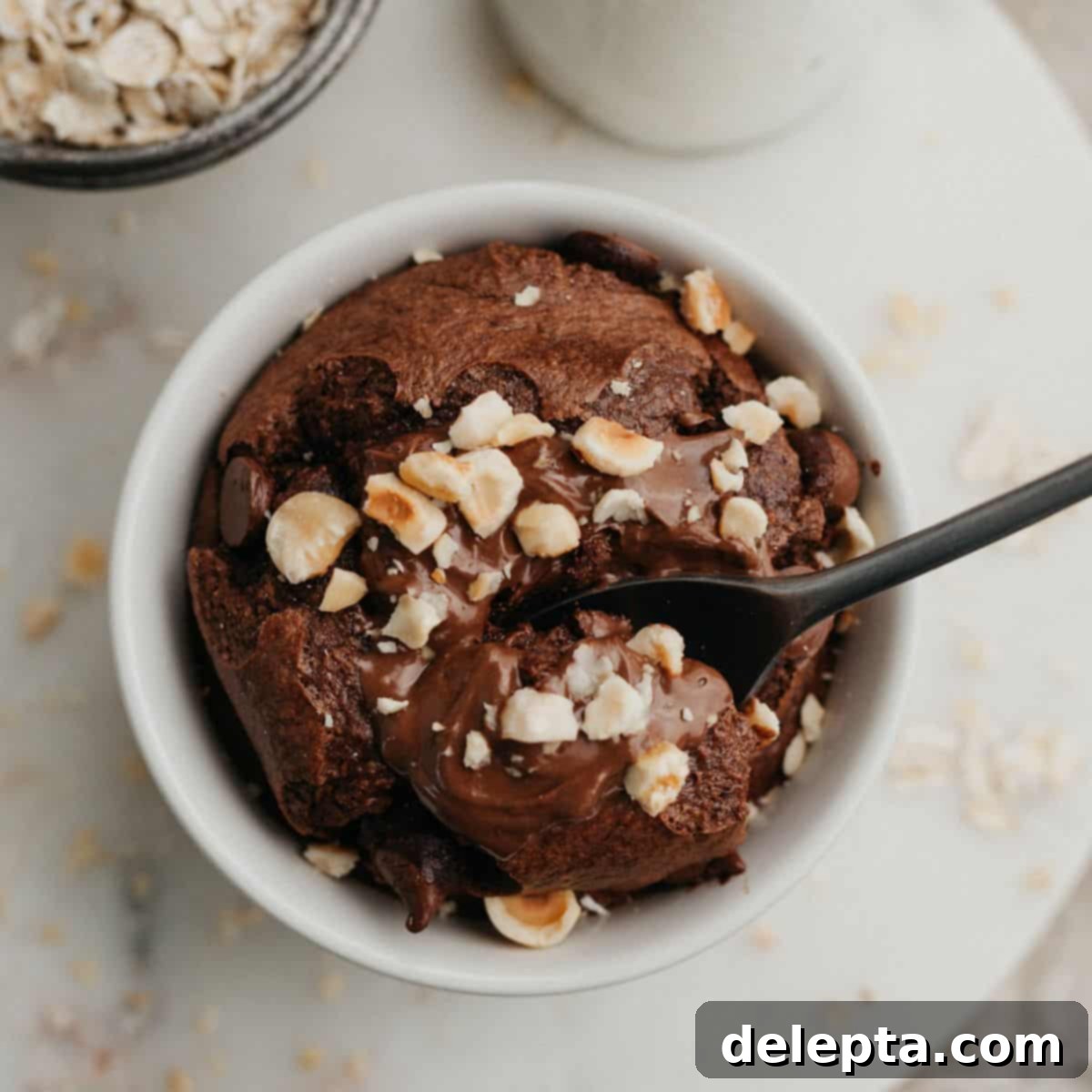 Decadent Nutella Baked Oats 1 featured 6919
