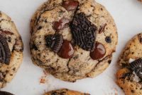Easy One-Bowl Oreo Chocolate Chip Cookies
