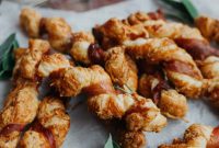 Golden Gruyère, Sage and Prosciutto Puff Pastry Twists