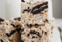 Cookies and Cream Krispie Bars