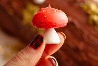 Meringue Mushroom Magic